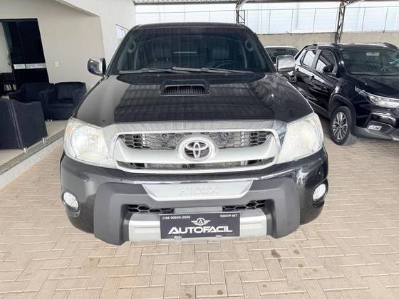 TOYOTA HILUX 3.0 SRV 4X4 CD 16V TURBO INTERCOOLER DIESEL 4P AUTOMÁTICO TOYOTA HILUX 3.0 SRV 4X4 CD 16V TURBO INTERCOOLER DIESEL 4P AUTOMÁTICO